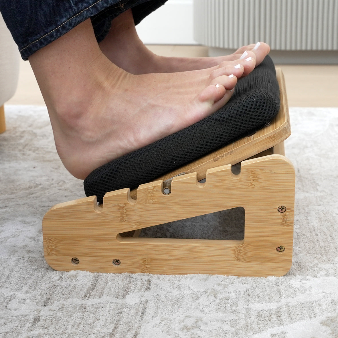 Swing-Rolrest Foot Rest